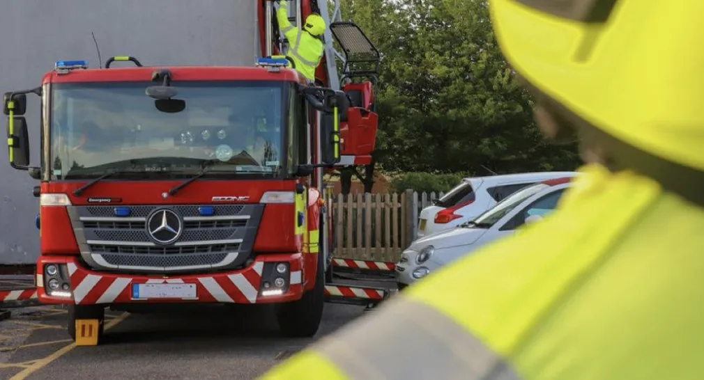 Dangerous Glass Pane Sparks Fire Crew Emergency Rescue in Canterbury – Avoid Rhodaus Town Traffic Chaos