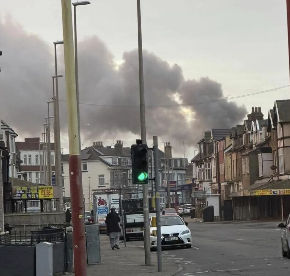 Blazing Fire Rips Through Blackpool Business on Lytham Road – Roads Shut, Firefighters Battle Flames
