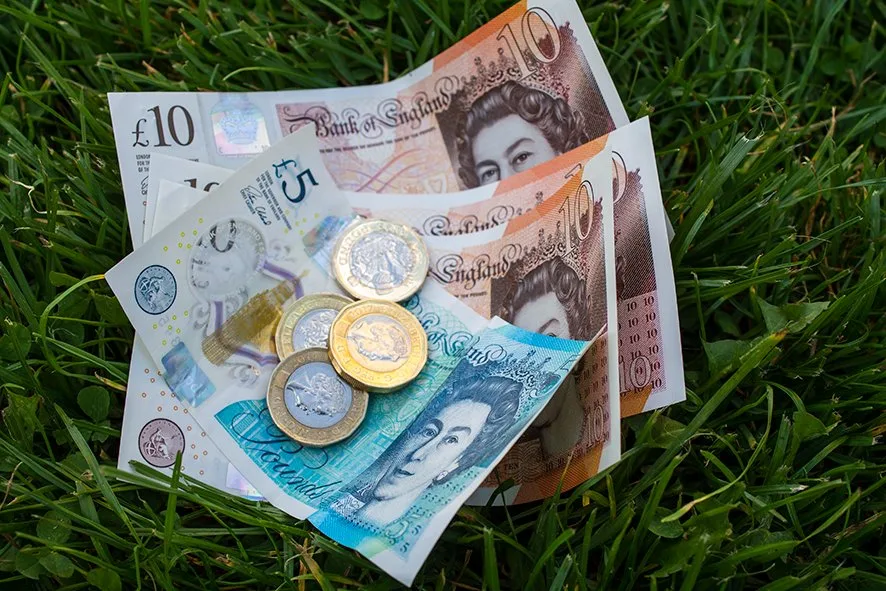 Met Faces Fury as £5k ‘Poaching’ Bonus Sparks Police Rift in South East