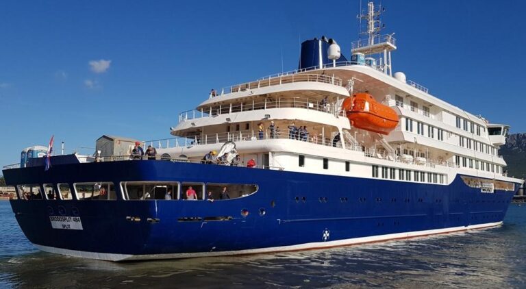 British Doctor Among Ill on MV Hondius in Hantavirus Outbreak Near Cape Verde