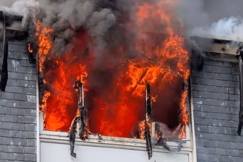 Dramatic Plymouth Flat Fire in Barbican Captured as Crews Tackle Blaze