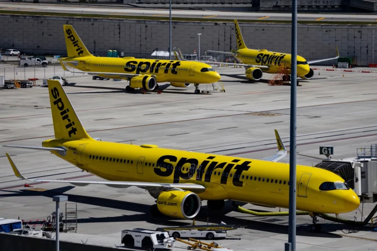Spirit Airlines to Halt Flights At 3am Amid Collapse Fears and Booking Confusion