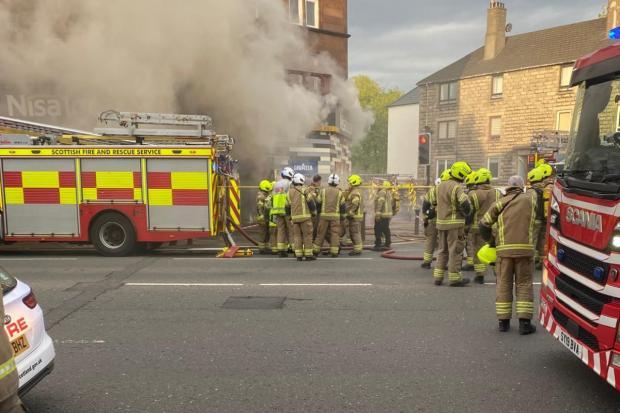 Over 100 Firefighters Battle Major Building Blaze in Rutherglen