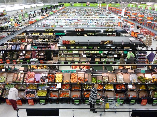 Treasury Urges Supermarkets to Cap Food Prices in Cost of Living Fight