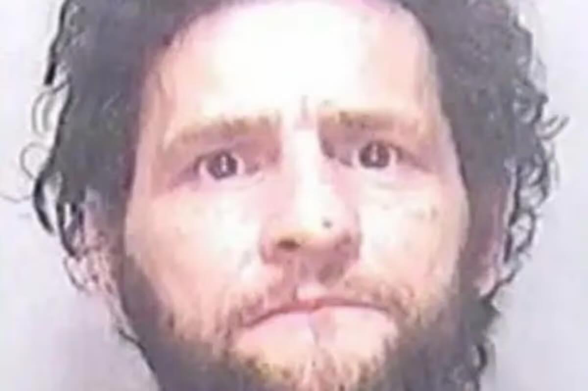 Murderer Duncan Heaton jailed extra 13 years for stabbing inmates in UK prisons