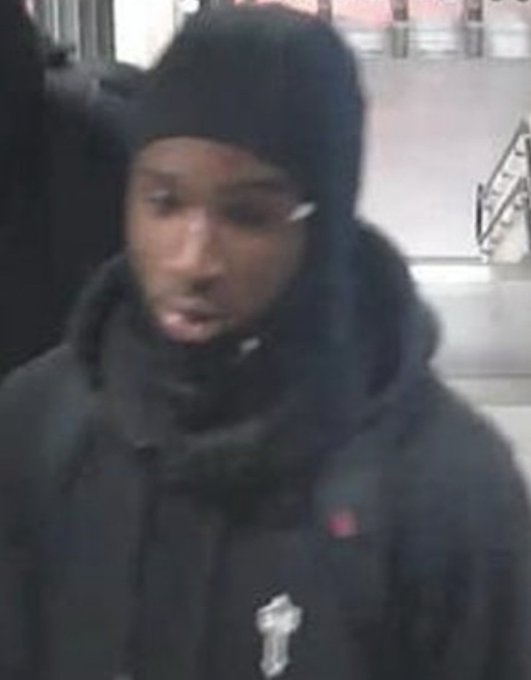 Police Seek Robbery Suspects at West Drayton Station in West London