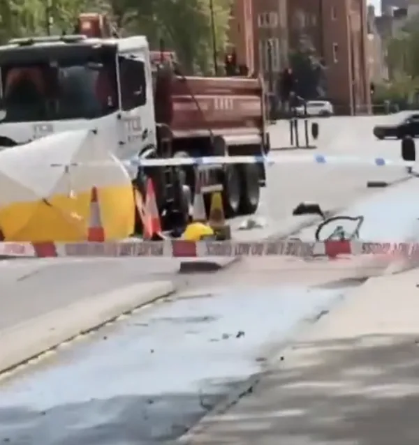 Lorry Driver Arrested After Cyclist Dies in Kennington Park Road London