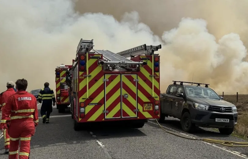 Snakepass Wildfire Brings Multi-Force Fire Response and Road Closure