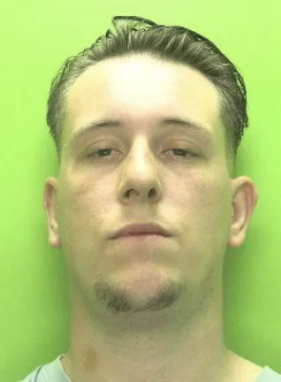 Shaun Kennelly Jailed for Knife Possession at Worksop Police Station