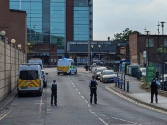 Suspicious Package Prompts Road Closure at Bromley Police Station