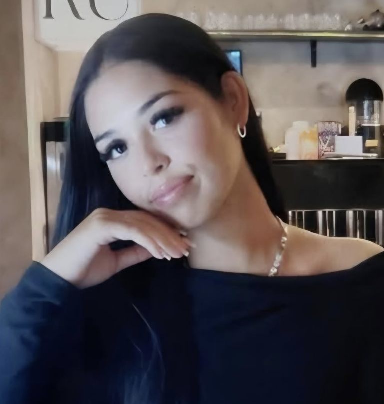 Missing Teen Zara Last Seen In Bradford White Outfit Police Appeal