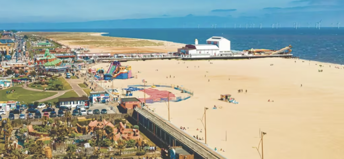 Man Arrested After Two Teenage Girls Raped on Great Yarmouth Beach