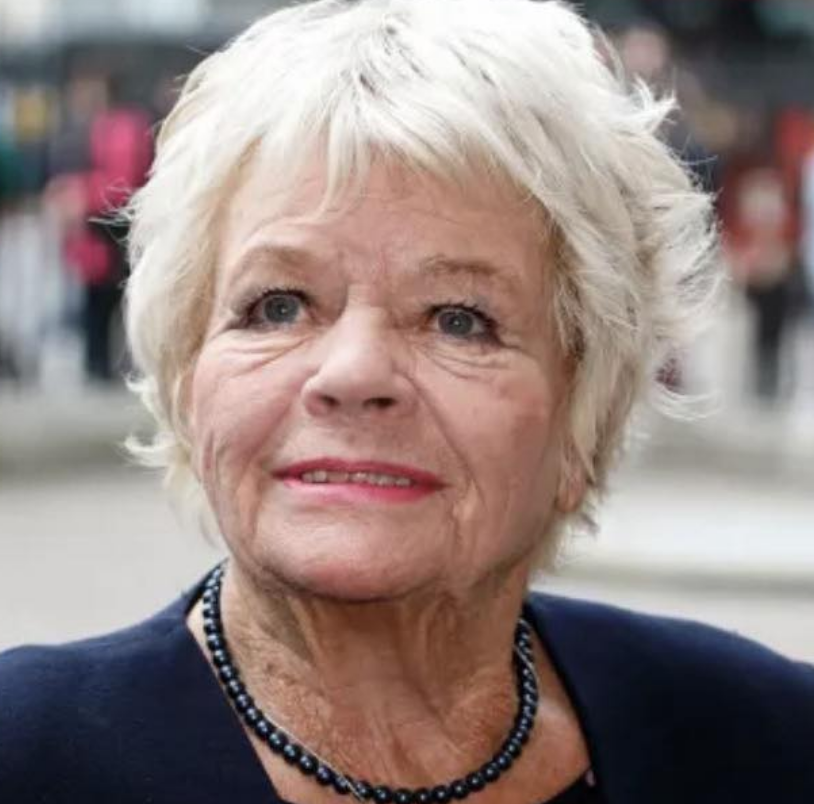 TV Presenter Judith Chalmers Dies Aged 90 After Alzheimer’s Battle