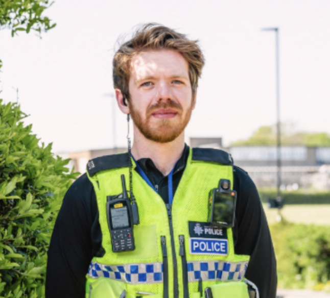 Off-Duty PC Tackles Knife-Wielding Man in South Yorkshire Crisis