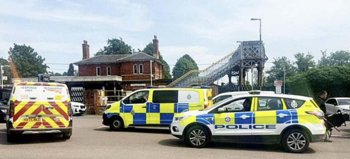 Man Dies After Escaping Custody Van Near Welwyn North