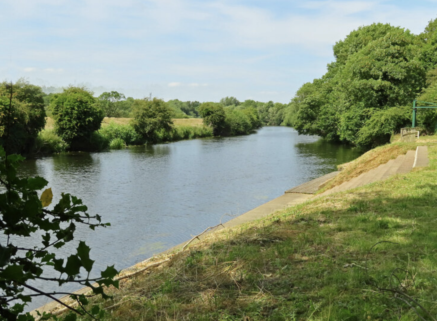 Search Underway for Missing 11-Year-Old Boy in South Yorkshire River