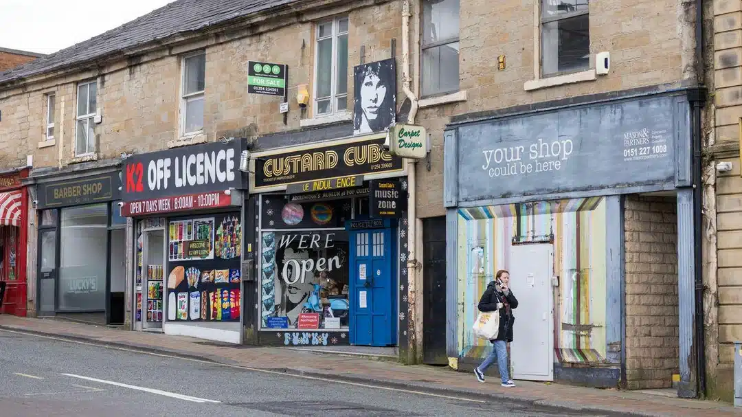 Accrington Lancashire Faces Alarm Over 36 Turkish Barbers And 14 Vape Shops