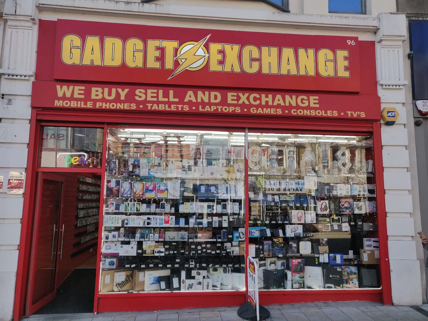 Teenager Charged Over Bromley High Street Airgun Robbery Attempt