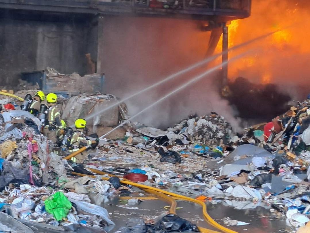 100 firefighters tackle recycling centre blaze in Bermondsey