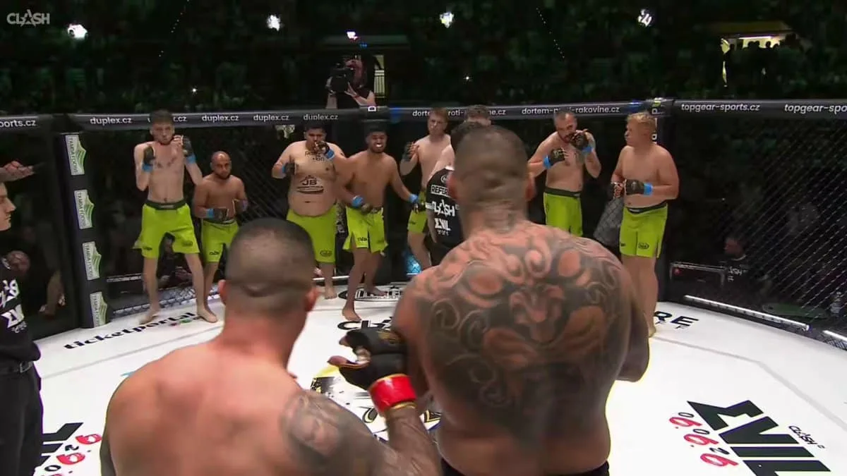 No-Rules 2v8 MMA Fight in Czechia Ends in Under 30 Seconds