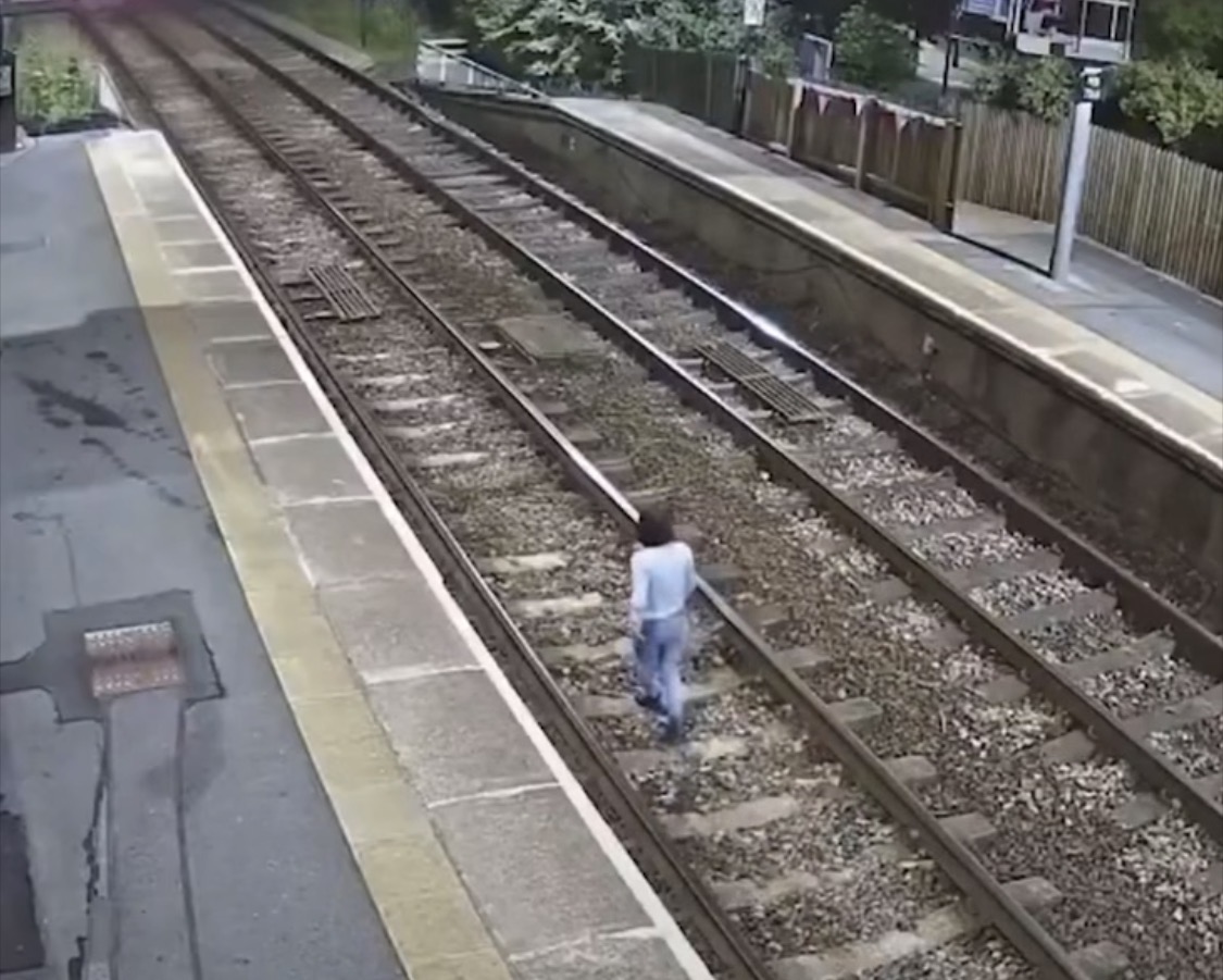 Network Rail Warns Public on Deadly Dangers at Level Crossings