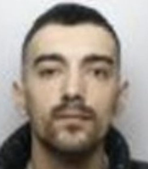Man Wanted for Serious Assault with Broken Bottle in South Elmsall