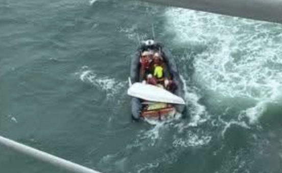 Sailor Rescued After Dinghy Capsizes Off Calshot in Strong Winds