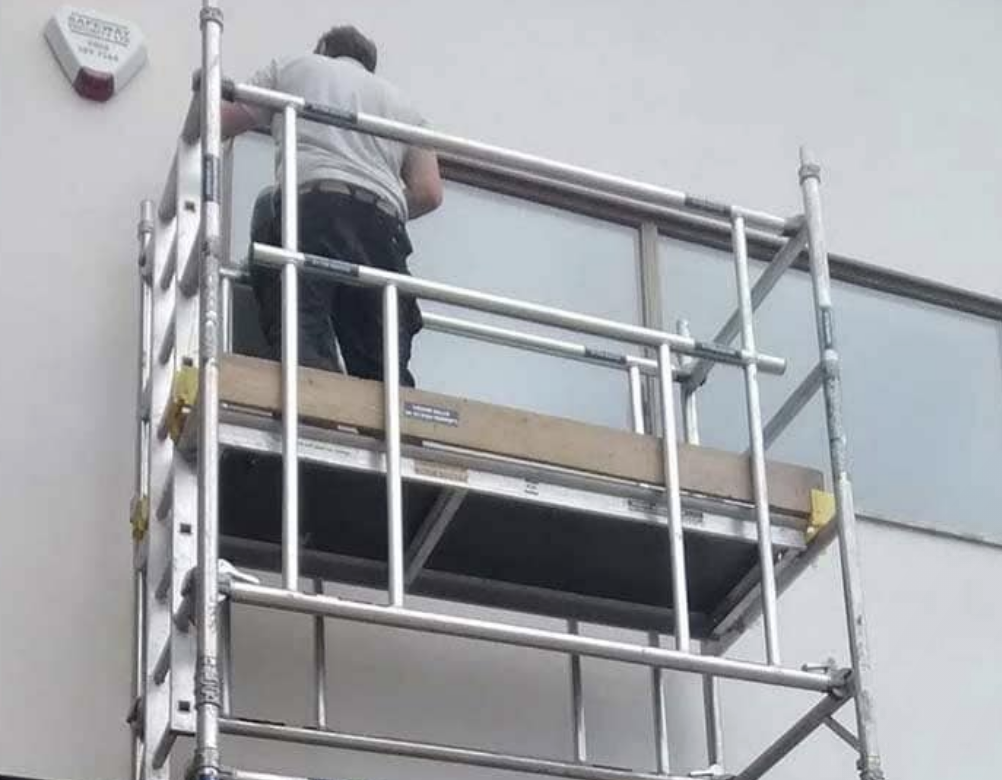 What Safety Features Should You Look for in a Mobile Access Tower?