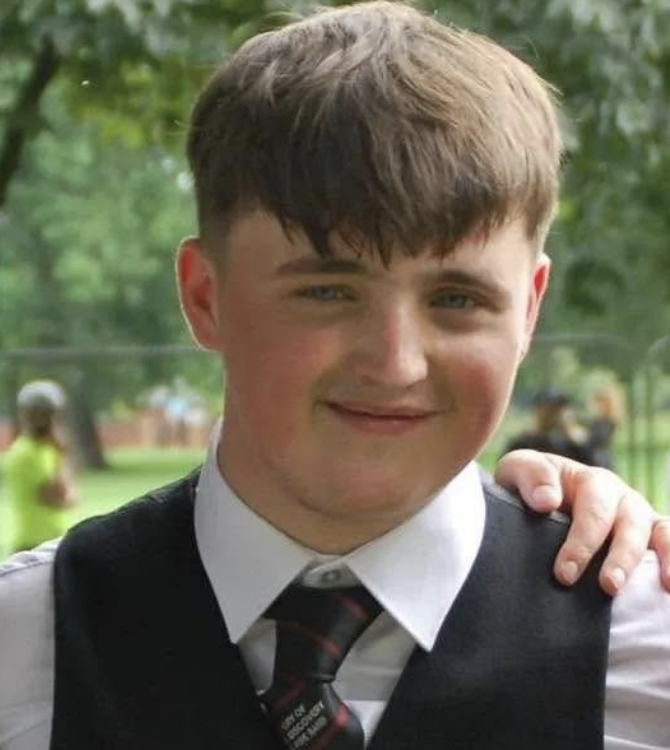 Scottish Teen Harry Whitton Dies in Spain After Suspected Vaping Reaction