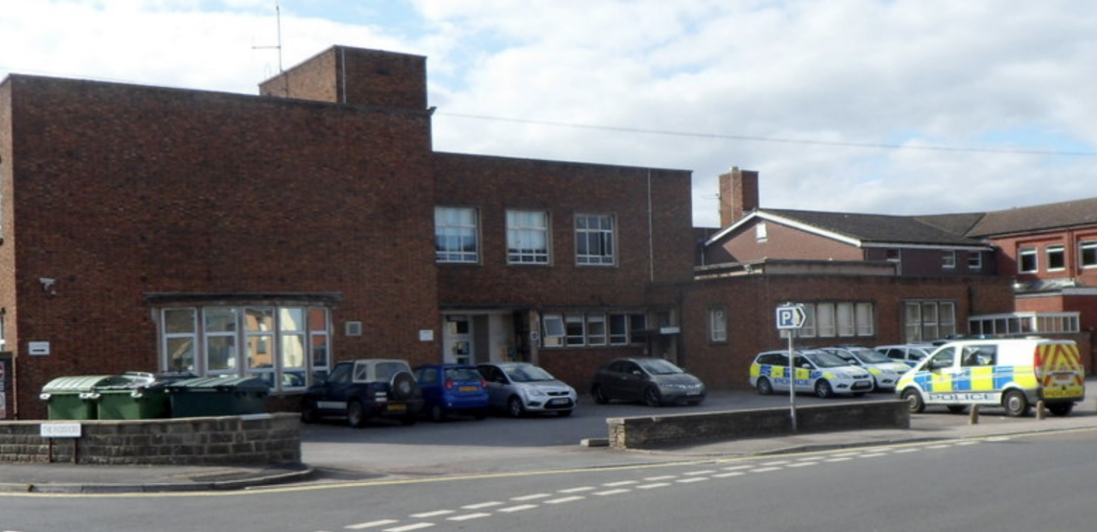 Wiltshire Police Officer Given Suspended Sentence for Assaulting 13-Year-Old