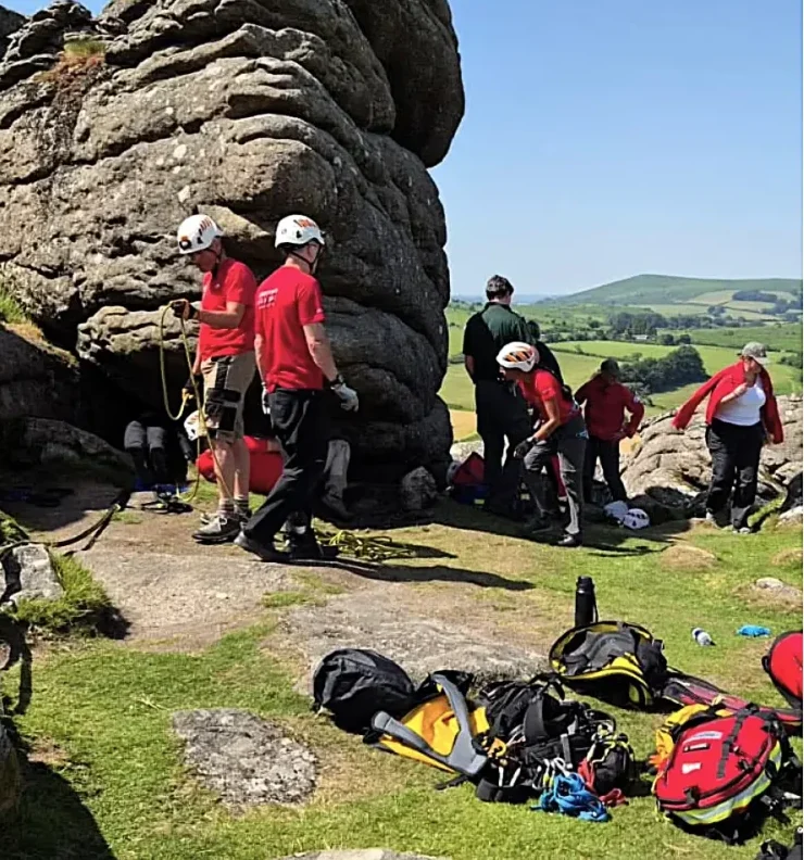 10-Year-Old Girl Freed After Three-Hour Dartmoor Rock Rescue Using Fairy Liquid