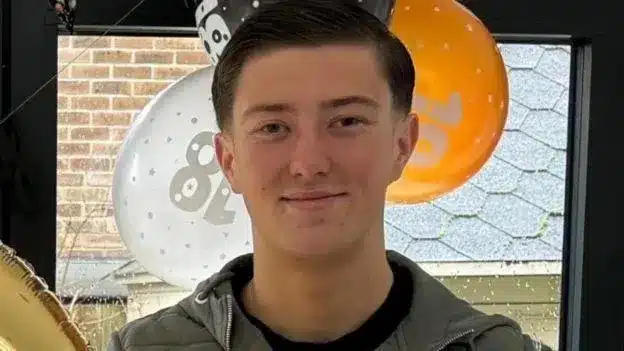 Police Took 8 Minutes To Spot Fatal Stab on Henry Nowak in Hampshire