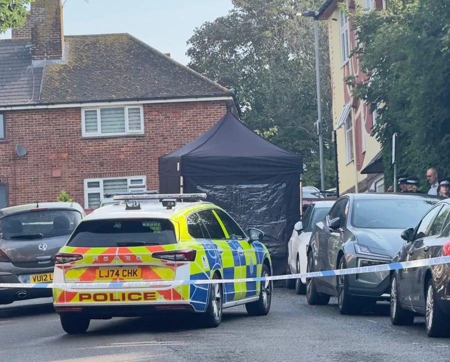 Man Dies in Brighton After Welfare Concern Call – Sussex Police Respond