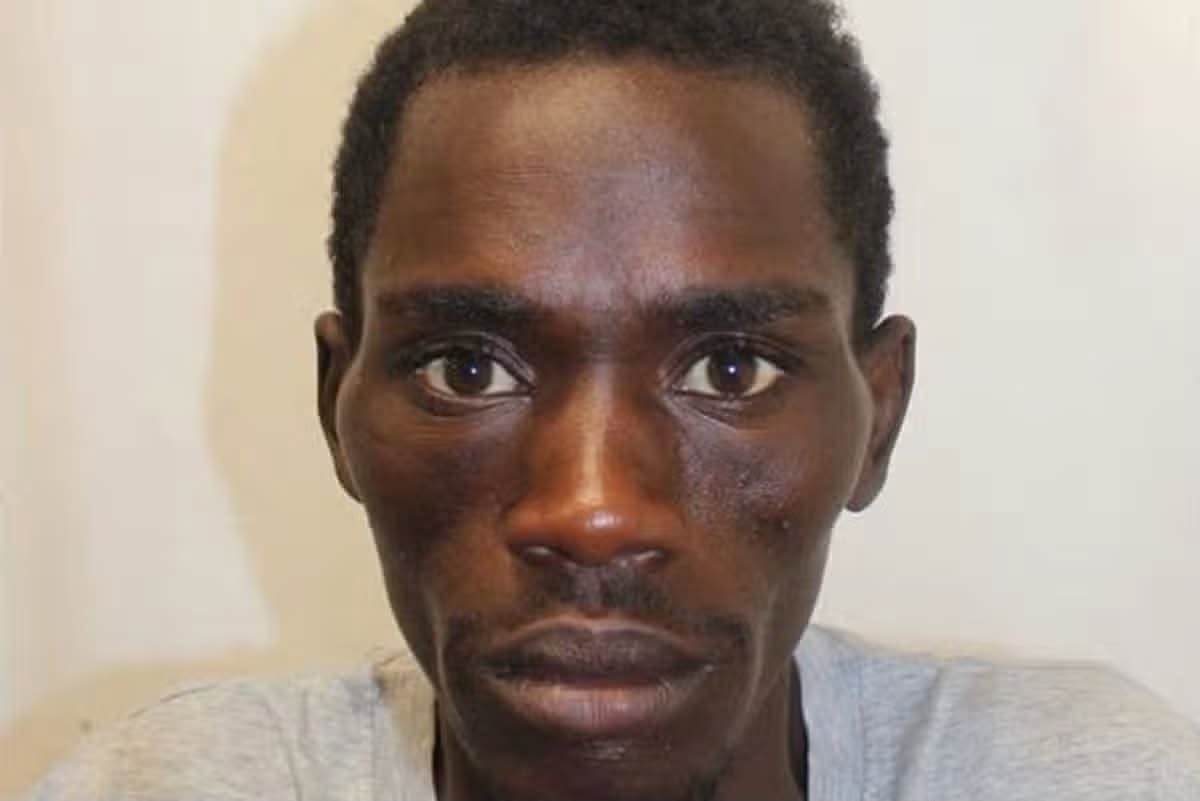 Urgent Manhunt Launched After Wanted Man Escapes from North Manchester Hospital