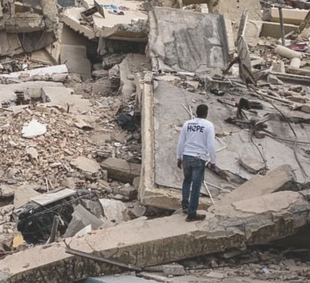 Venezuela Earthquake Rescue Hope Fades for 40,000 Missing
