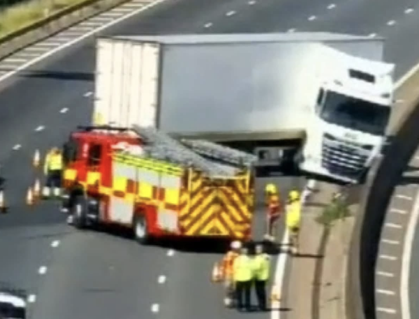 HGV Collision Closes M5 Northbound Near Droitwich Causing Delays