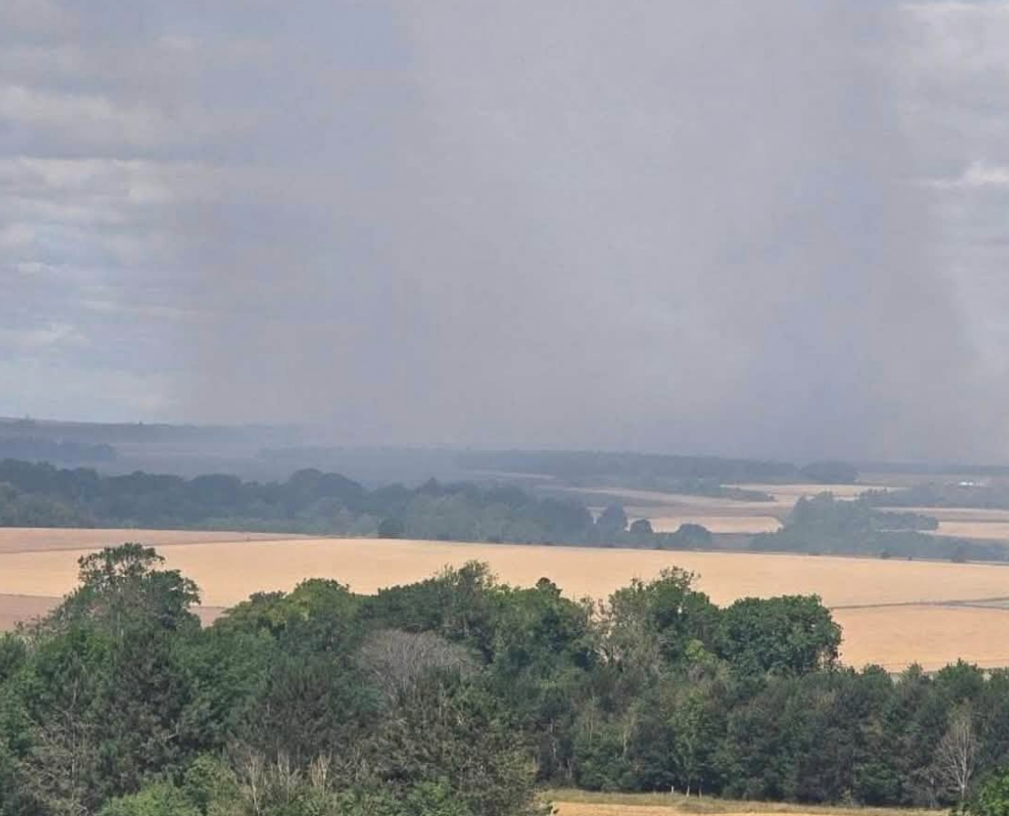 Six Fire Crews Battle Salisbury Plain Blaze Spreading to Farmland