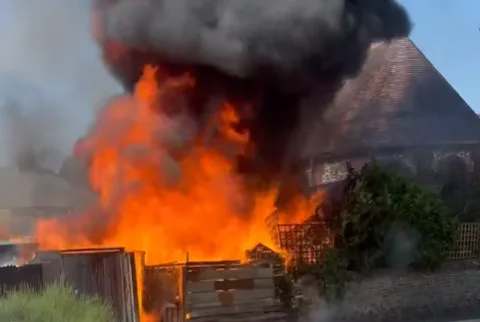 Two Sheds Destroyed in Littlehampton Fire on Beaconsfield Road