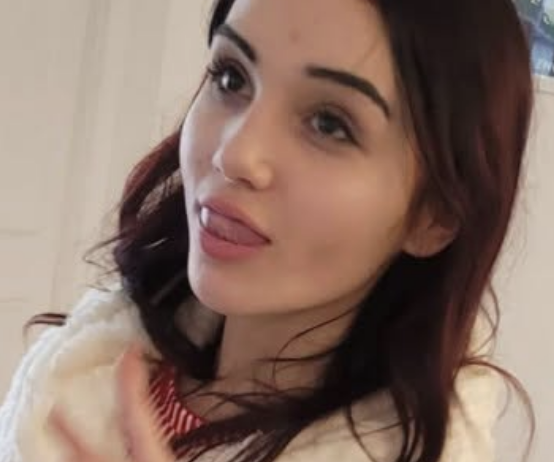 Urgent Search for Missing 17-Year-Old Girl Last Seen in Torquay