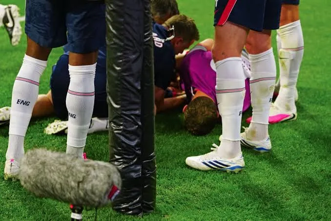 Jordan Henderson Wrist Injury During England Mexico Celebrations Revealed