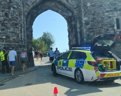Two Pedestrians Injured After Van Mounts Pavement in Rye