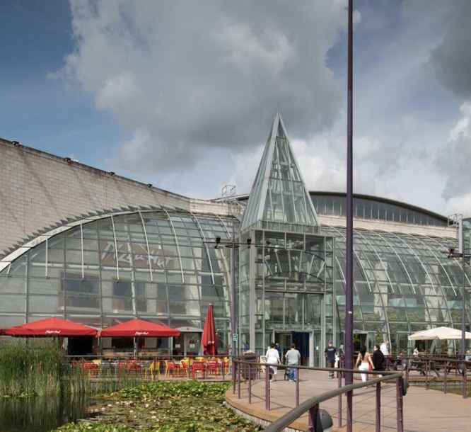 Bluewater Shopping Centre Evacuated After Fire in Dartford