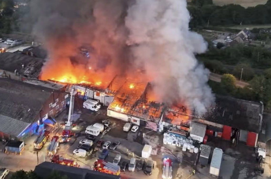 Major Industrial Fire Breaks Out at Newport Trading Estate as Residents Evacuated