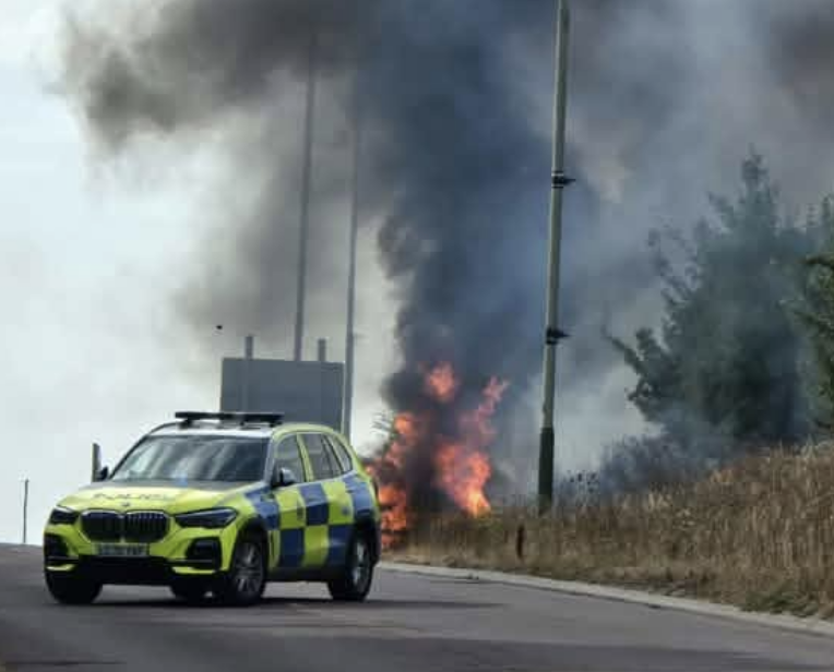 Car Fire Sparks Delays on A419 Near Blunsdon as Grass Verge Catches Alight