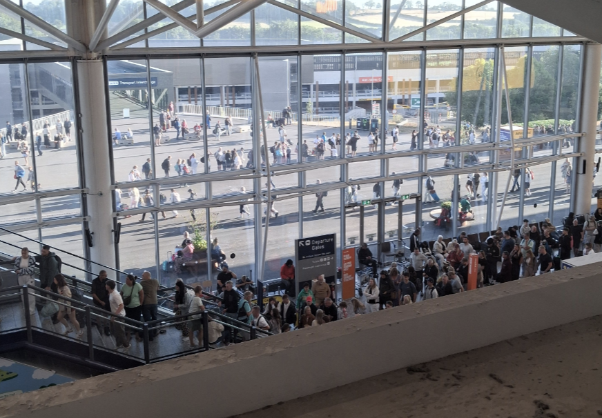 Bristol Airport flights suspended for second day after runway defect discovered