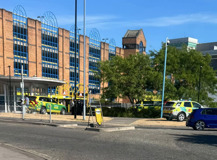Police seal off Marlands shopping centre car park in Southampton