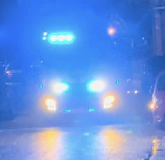 Firefighters tackle building blaze in Batley as residents warned to shut windows