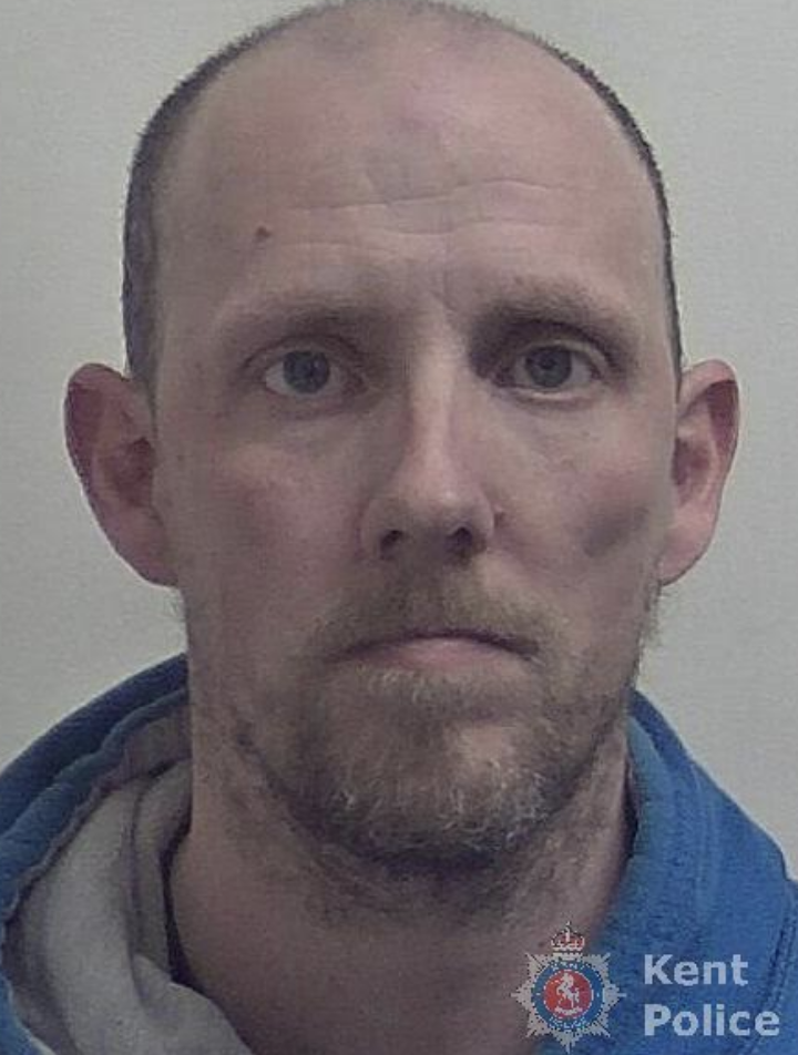Sex offender jailed after throwing prohibited phone over wall outside Maidstone police station