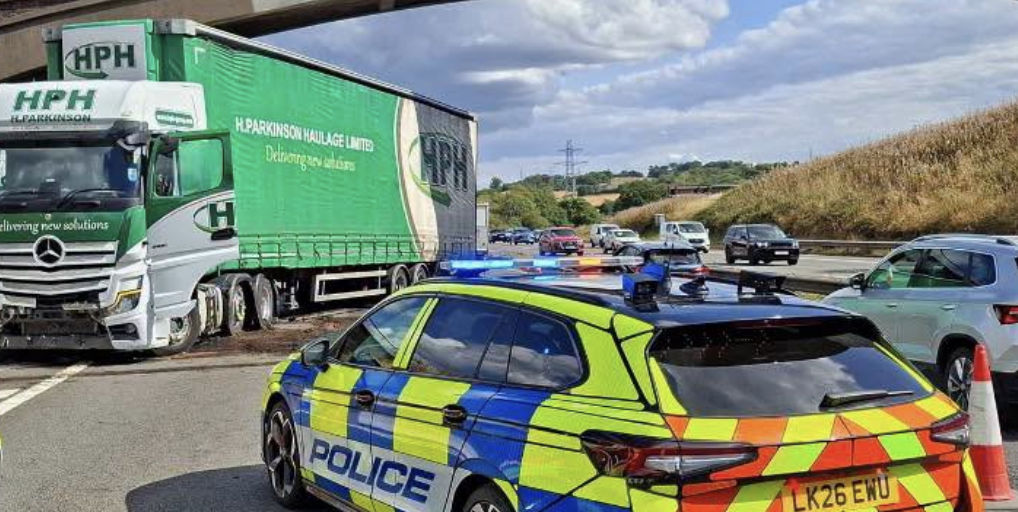 M6 Southbound Closed After HGV Smashes Through Central Reservation Near Stoke