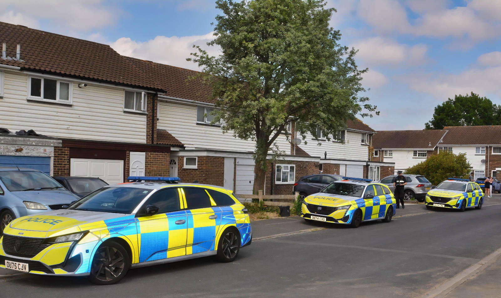 Tate Brothers Appear in US Court in Shackles as UK Extradition Battle Begins